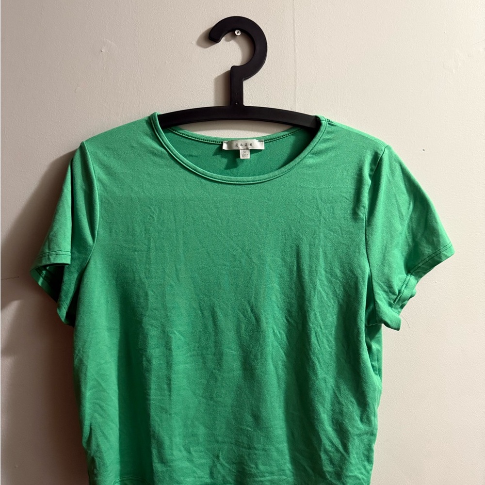 Gaze Vibrant Green Short Sleeve Tee
